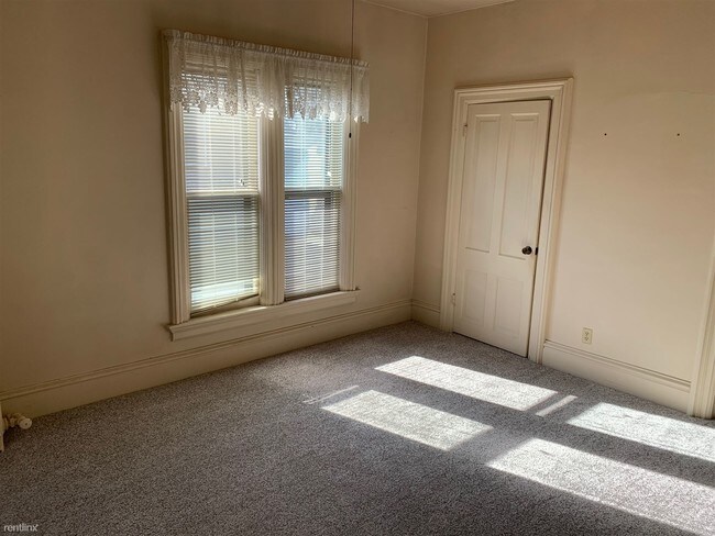 Building Photo - 1 br, 1 bath Apartment - 601 Pearl St Apt B