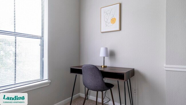 Foto del edificio - 2500 Woodland Park Dr
