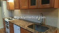Foto principal - 3094 Brighton 5th St