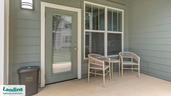 Foto del edificio - 7116 Finn Hall Ave