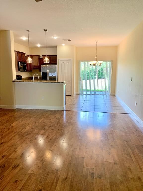 Building Photo - 2621 Lantern Hill Ave