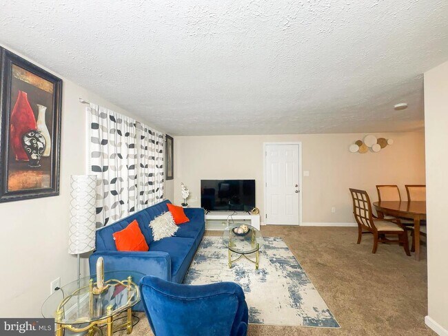 Foto del edificio - 806 Truro Ct