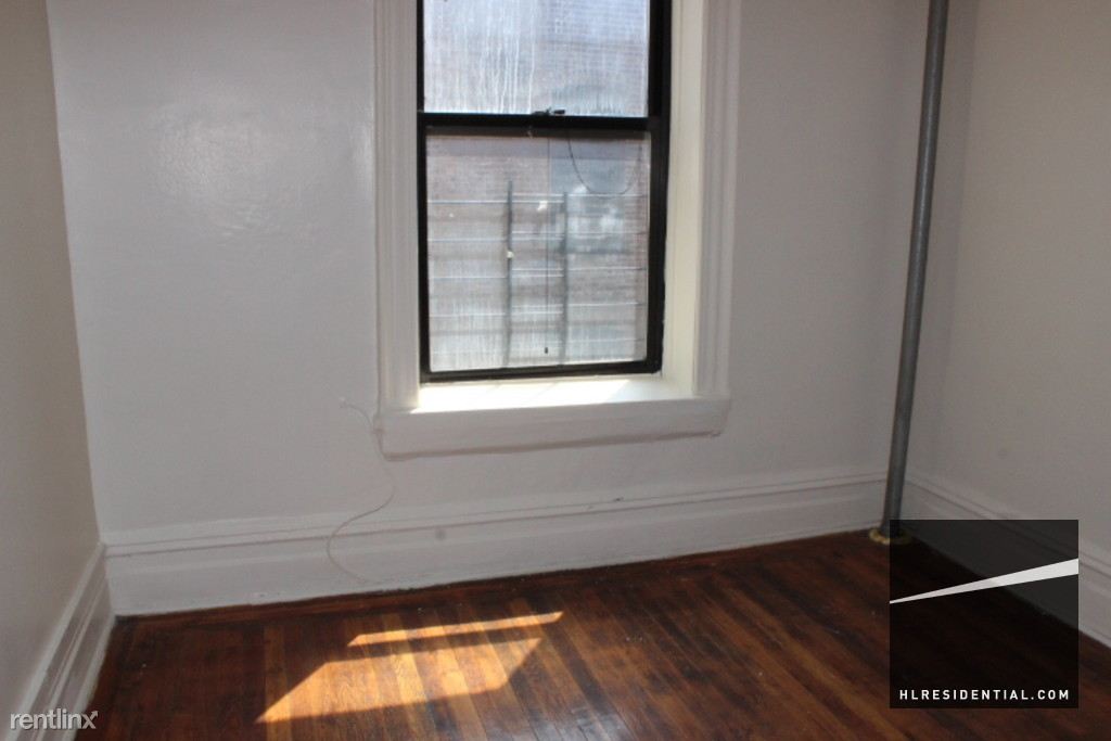 Building Photo - 154 Vermilyea Ave