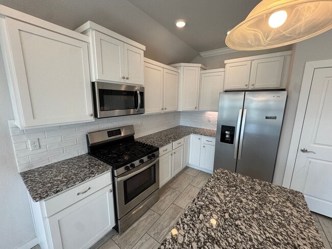 Building Photo - 4401 Havanna