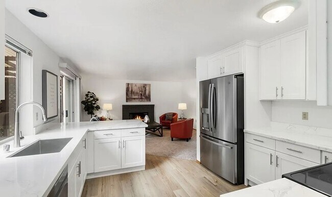 Building Photo - 6511 55Th Street Court W