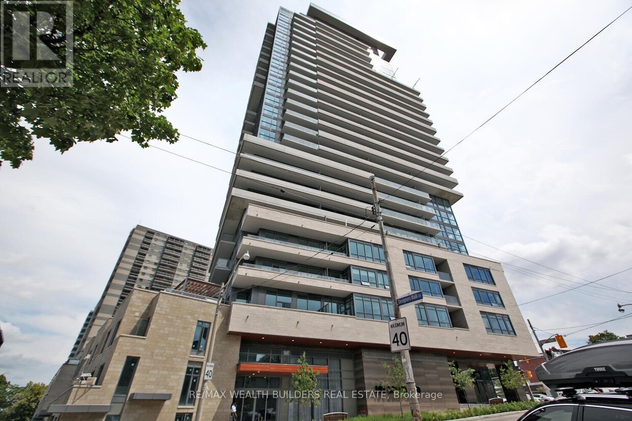 Photo principale - 181-181 Bedford Rd