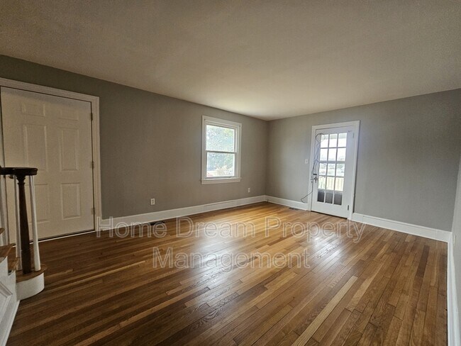 Foto del edificio - 1431 Warrenton Rd