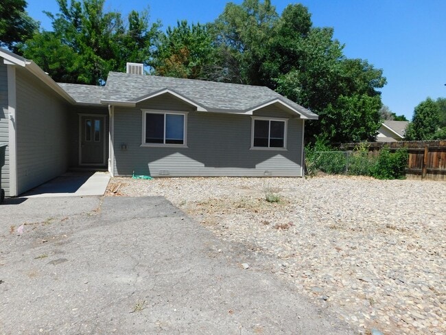 Building Photo - Spacious Home in N Grand Junction