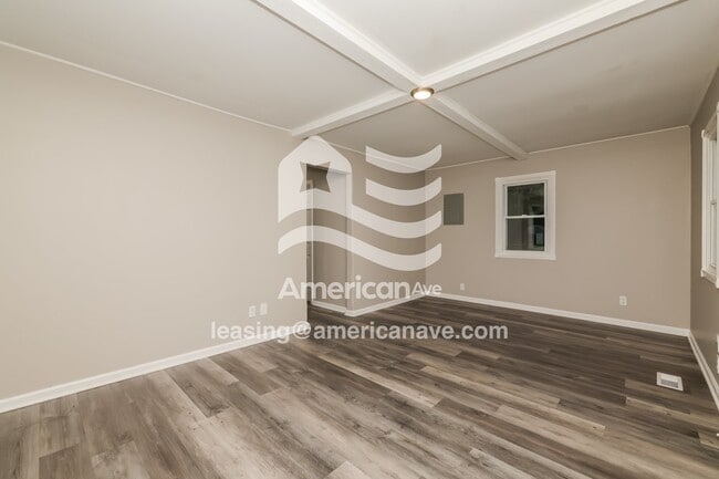Building Photo - 4509 W Venetian Way