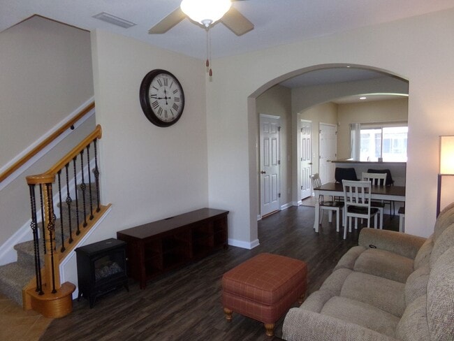 Building Photo - Townhome in Sumerlin at Bartram Park