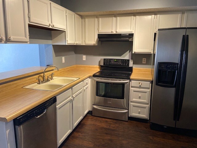 Photo - 7508 Banner Ct House