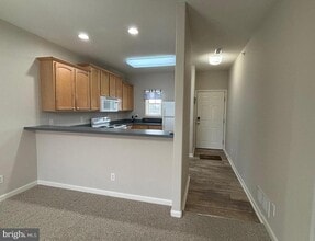 Building Photo - 33156 N Village Loop