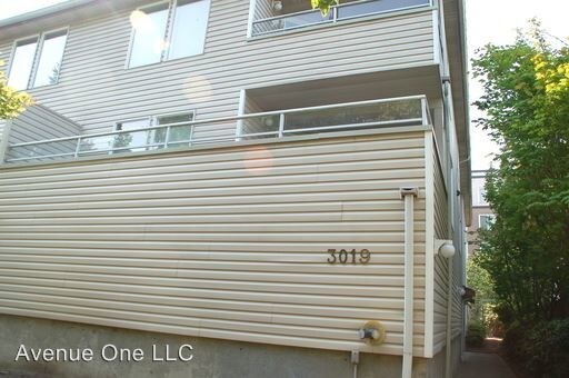 Foto principal - 3019 NE 130th St