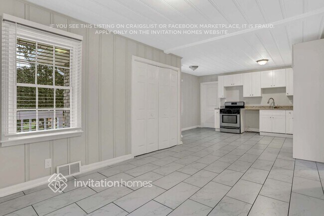 Foto del edificio - 190 Pineview Dr