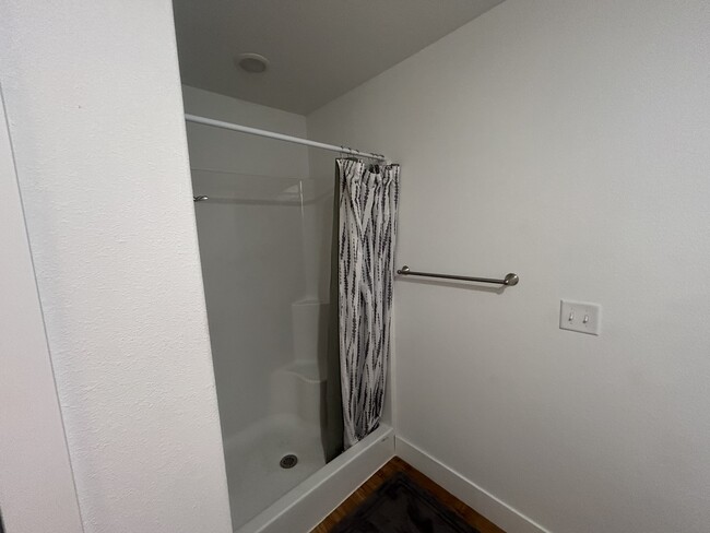 Building Photo - 1211 Nedra Dr