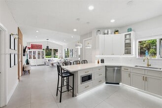 Building Photo - 1166 SW 158th Way