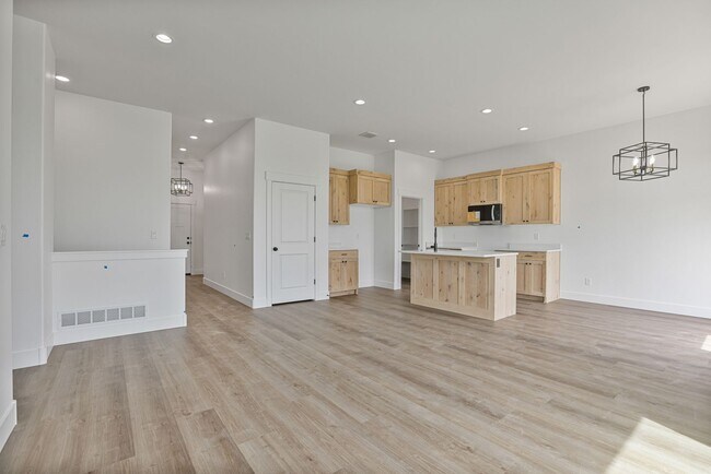 Foto del edificio - Brand New Idaho Falls Twin Home | Move-In ...