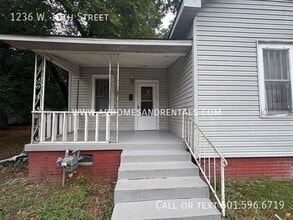 Building Photo - 1236 W 10th St