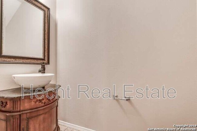 Foto del edificio - 210 Mallow Grove