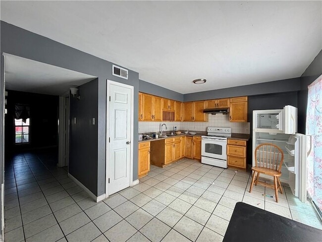 Foto del edificio - 3615 Jupiter Dr