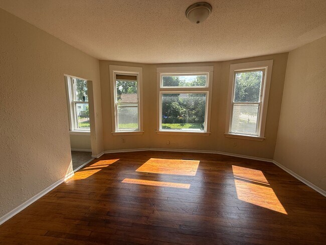 Foto del edificio - 517 Minnehaha Ave E