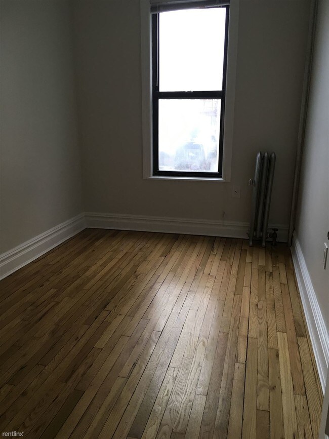 Foto del edificio - 3114 Crescent St