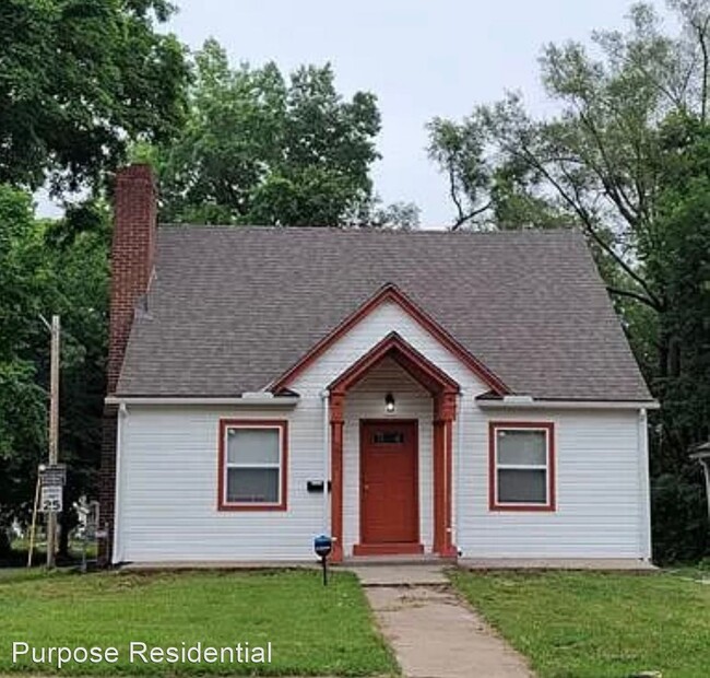 Foto del edificio - 4 br, 2 bath House - 5801 Woodland Ave