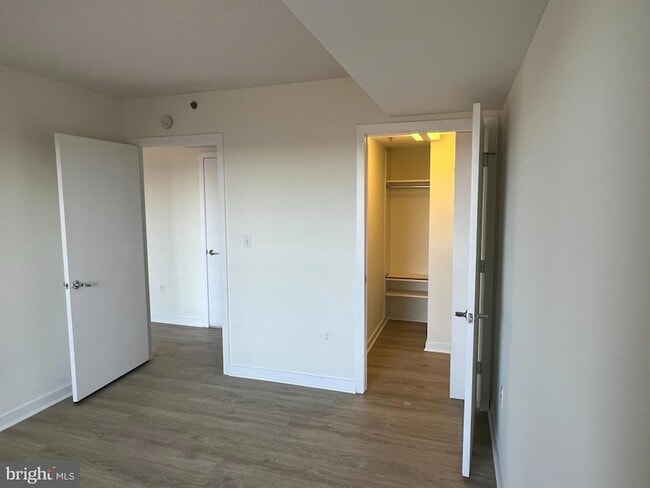 Building Photo - 1275 25th St NW