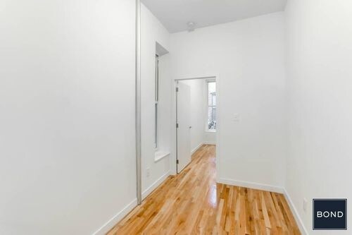 Primary Photo - 316 E 91st St