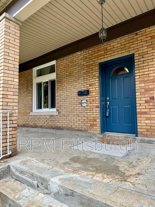Building Photo - 828 Mellon St