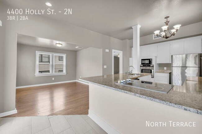 Building Photo - 4400 Holly St