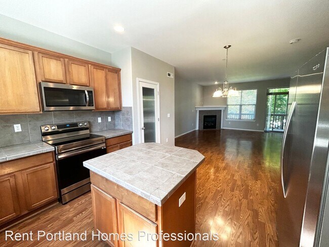 Building Photo - 3 br, 2.5 bath House - 15528 Stone Ridge C...
