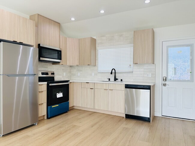 Foto del edificio - 2557 W Ave 31