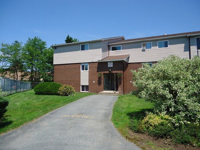 Photo du bâtiment - 119 Merrimac Drive