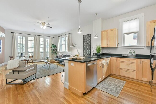 Foto del edificio - 80 Webster Ave