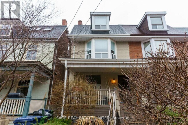 Building Photo - 160 Gore Vale Ave
