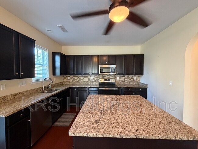 Foto del edificio - 13 Hampshire Glen Pkwy