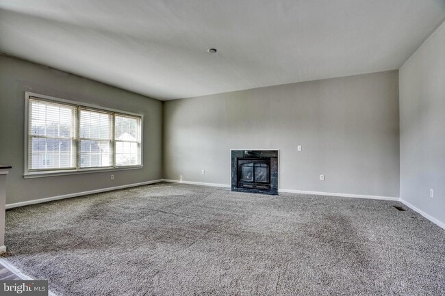 Building Photo - 1201 Aldershot Ct