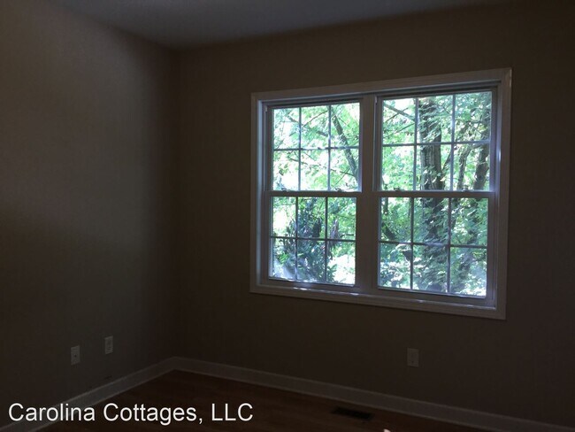 Building Photo - 3 br, 2 bath House - 41 S. Cottage Court