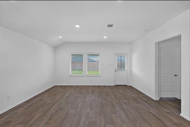 Building Photo - 4243 Brinkworth Dr