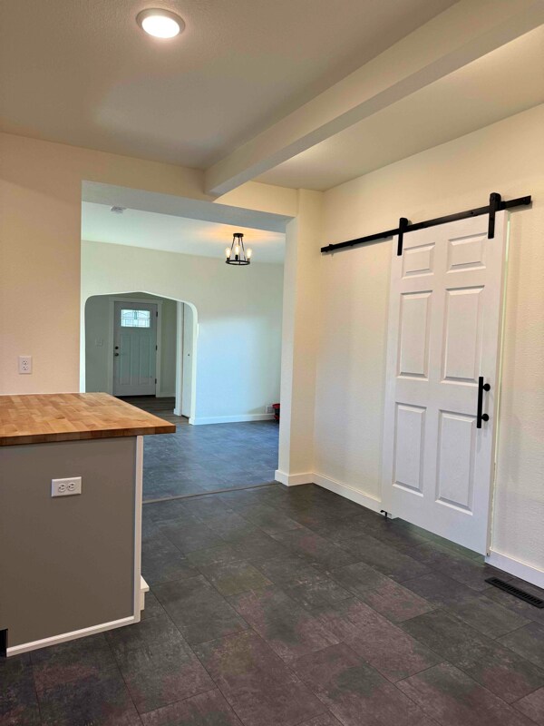 120 E Saratoga St Unit Lower, Tomah, WI 54660 Room for Rent in Tomah, WI