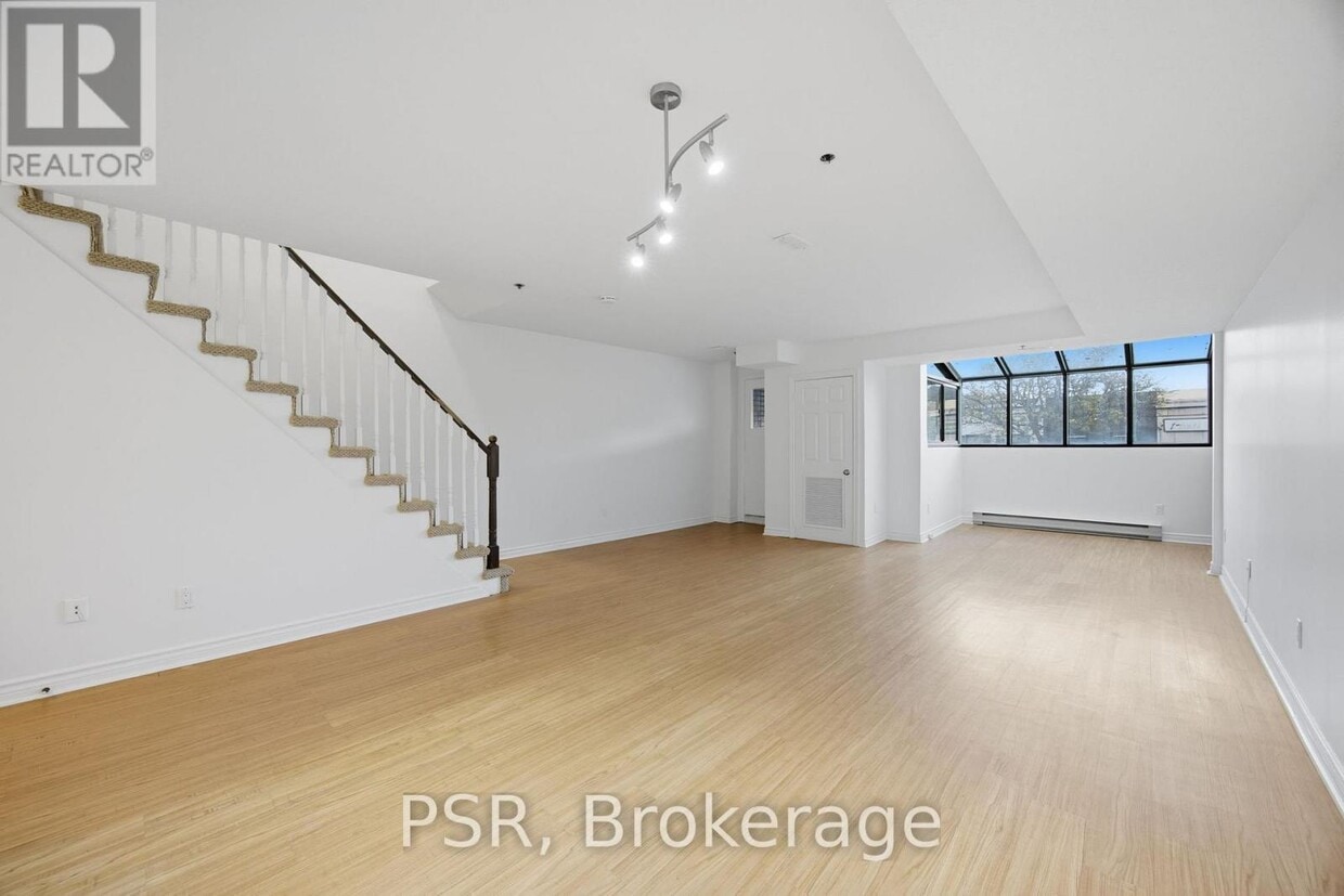 Photo principale - 3314 Yonge St