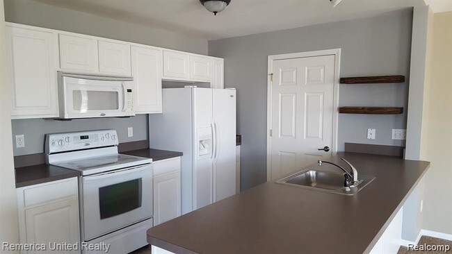 Building Photo - 3098 Kneeland Cir