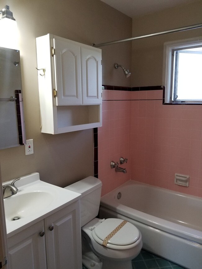Building Photo - 5488 Carlson Dr