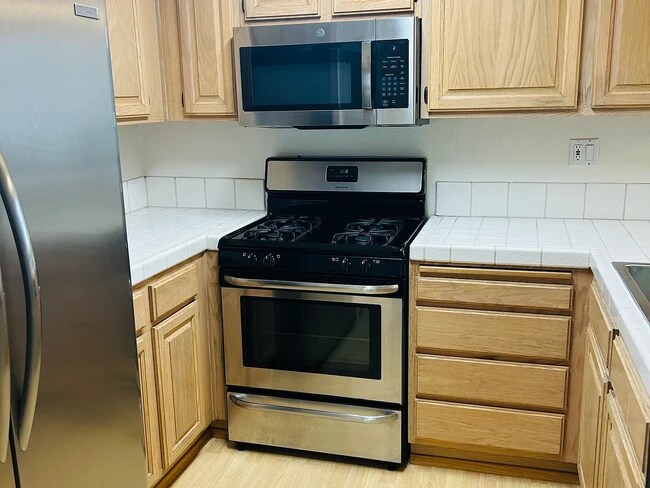 Cocina - 6971 Ballena Way