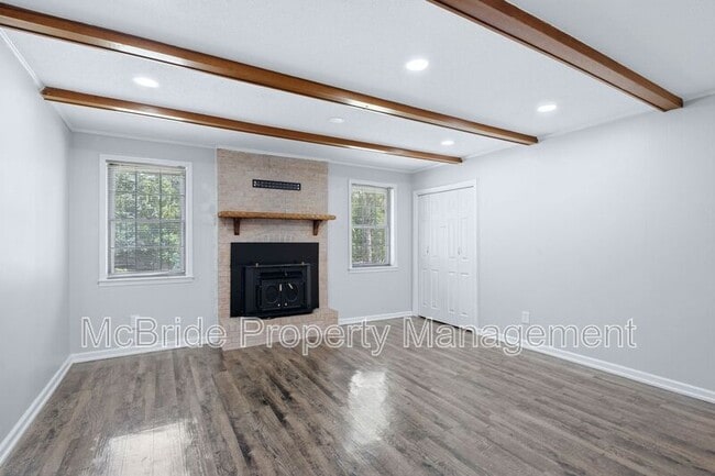 Building Photo - 4409 Roxbury Dr