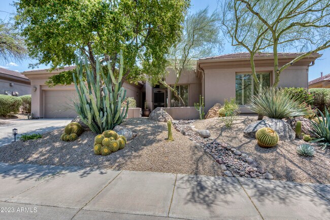 Building Photo - 6879 E Amber Sun Dr