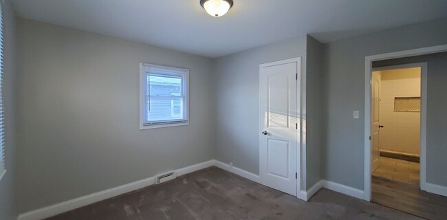 Foto del edificio - 2 bd 1 ba home Joliet