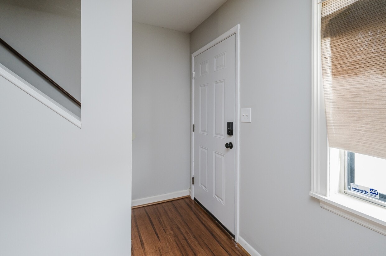 Foto principal - 2645 Southbury Cir