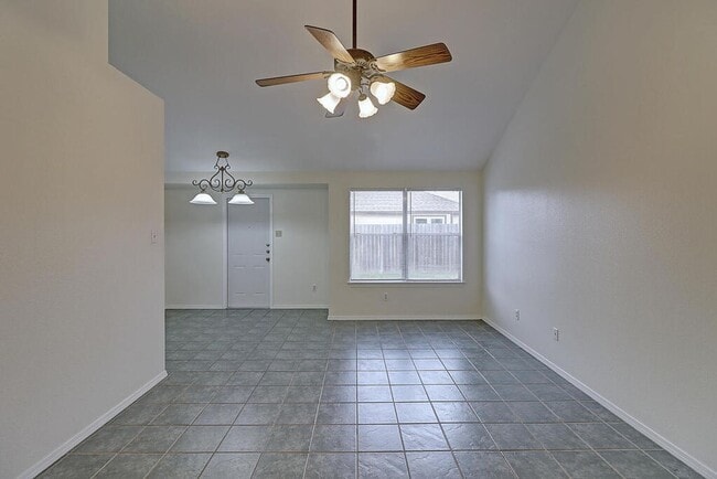 Building Photo - 7933 Elk Dr